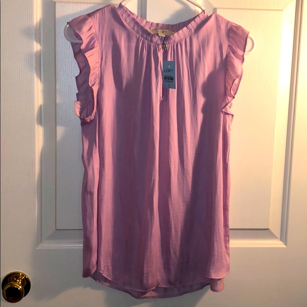 LOFT NWT lavender shell with ruffle detail